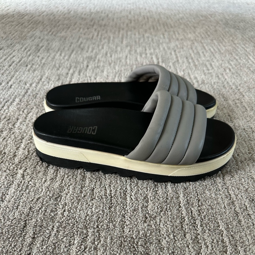 Cougar Women's Gray Slide Sandals - Picture 6 of 8